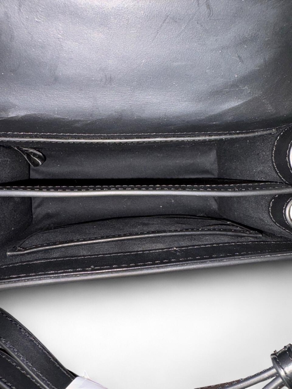 Quince Classic Black Italian Leather Top Handle Back with Gold Hardware - Picture 5 of 6